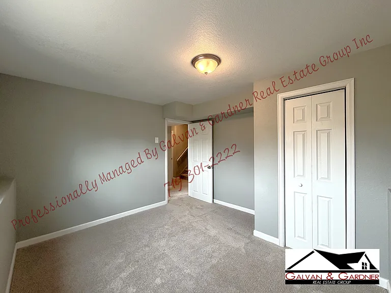 2039 Chamberlin S — Photo 15