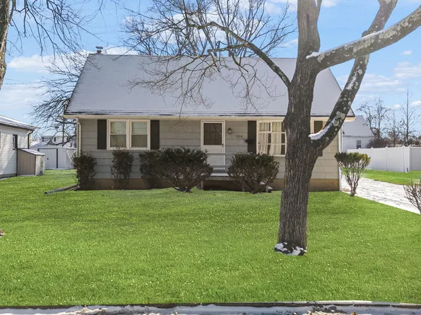 209 Claflin Ave, Ewing, NJ 08638