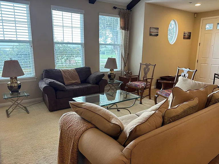 4755 Beachwood Ct — Photo 4