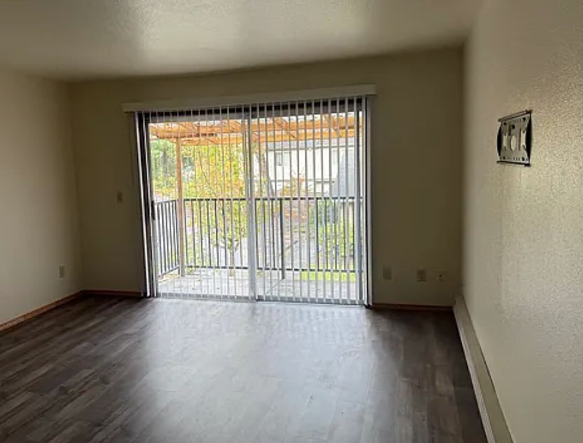 1st image of 10944 SW Capitol Hwy #10944