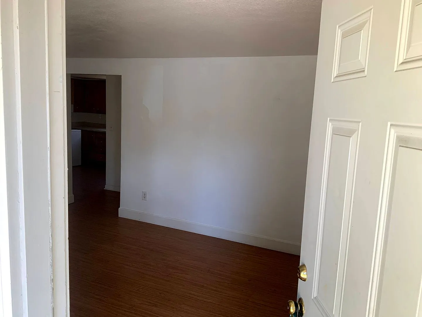 2 Bedroom Duplex Near UO Campus and Downtown — Photo 3