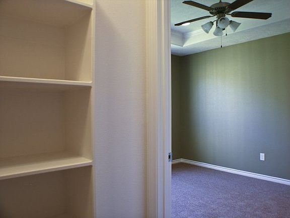 5th image of 6604 Palace Dr