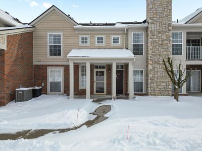 52148 Naugatuck Dr, Macomb, MI, 48042