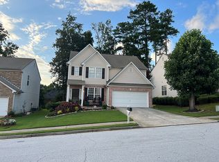 1045 Clairidge Ln, Lawrenceville, GA 30046