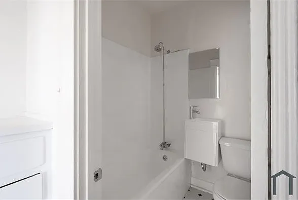 4309 S Main St #101 — Photo 15