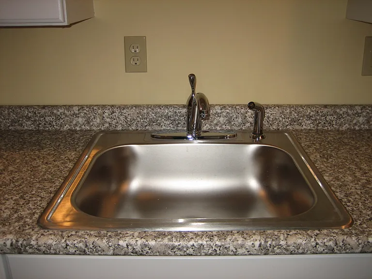 14 Roebuck Ave #8 — Photo 4