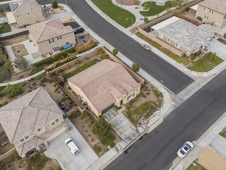 30687 Carriage Hill Dr, Menifee, CA 92584 | Zillow
