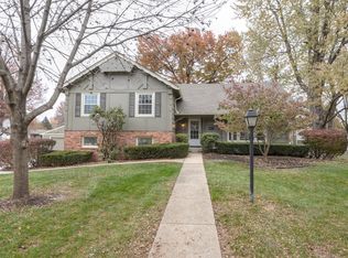 3618 W 99th St, Overland Park, KS 66206