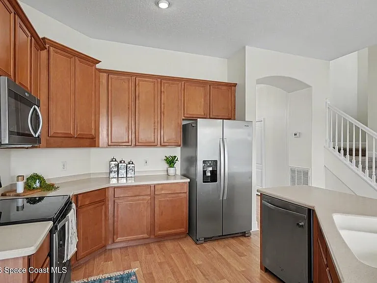 4751 Chardonnay Dr — Photo 16