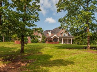 655 Jenny St, Selmer, TN 38375
