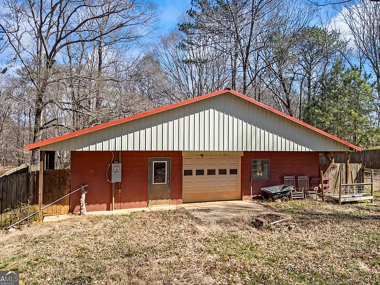 2223 Salem Rd — Photo 12