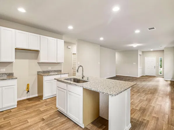 20911 Carob Tree Ln, Tomball, TX 77377