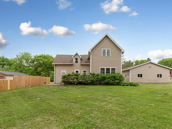 1300 Woodley St E, Northfield, MN 55057