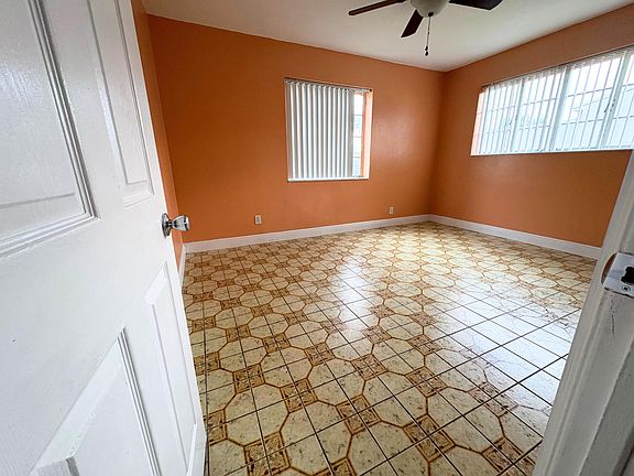 5th image of 349 Forest Hill Boulevard