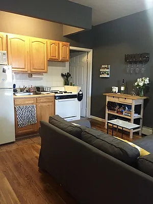 Rented by S&H Equities | media 9