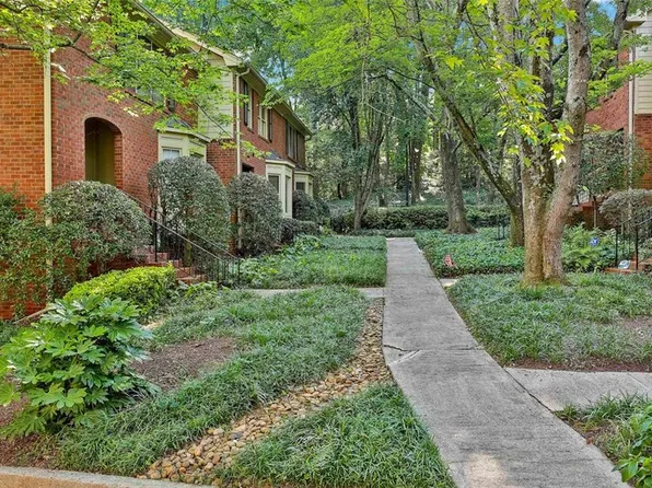 1384 Sheffield Glen Way, Atlanta, GA 30329
