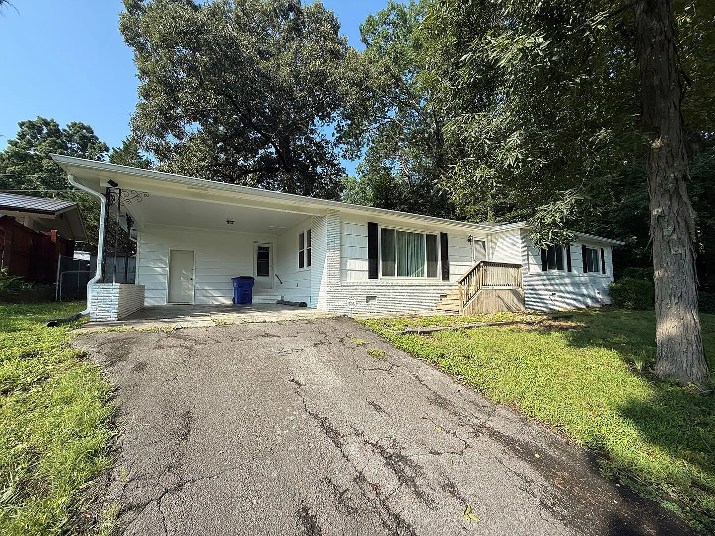 Beautifully Remodeled 3-Bedroom Home with Large Fenced Yard — Photo 2