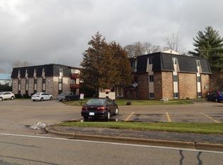 934 W Rollins Rd, Round Lake Beach, IL 60073