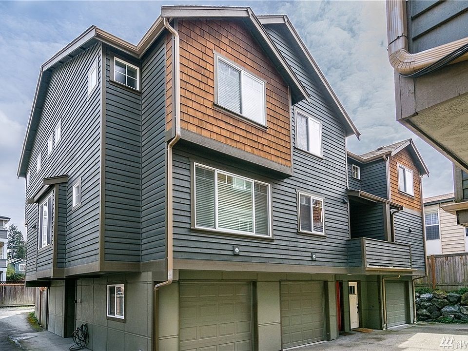 1st image of 10546 Midvale Ave N Unit B