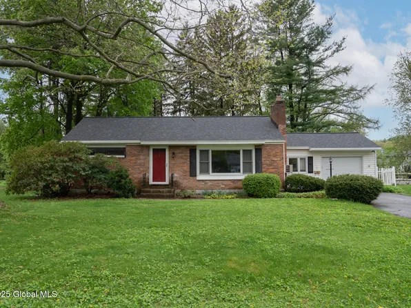 3 E St Stephens Lane, Schenectady, NY 12302