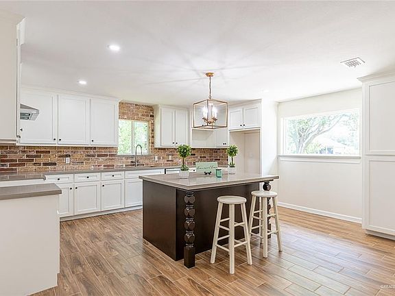 4th image of 6918 Primos Cir