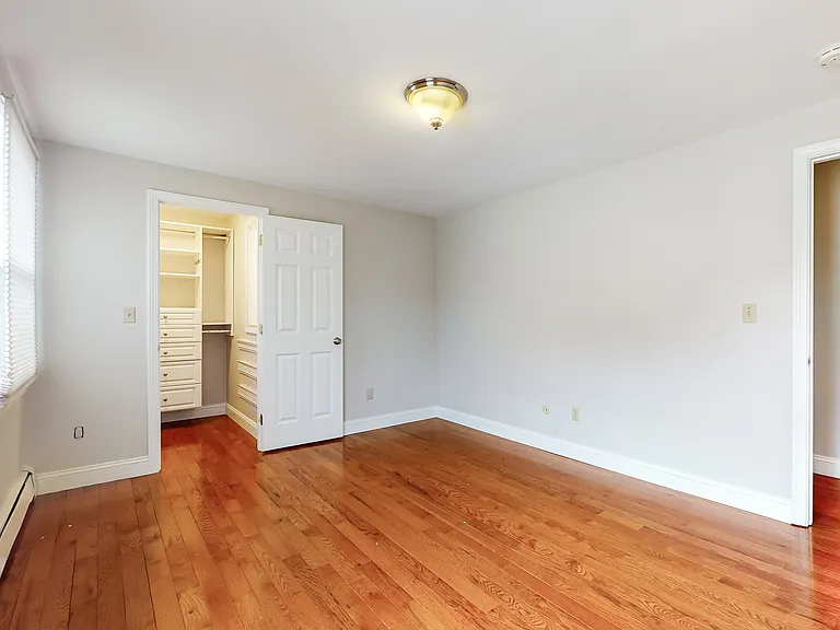 243 Lexington St #2 — Photo 13