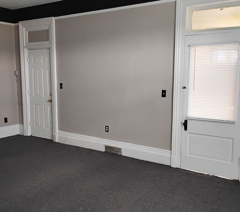 1st image of 809 Cincinnati St #3