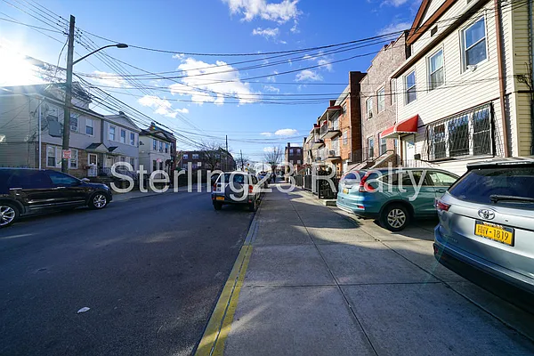 Rented by Sterling Realty Solution Inc | media 17