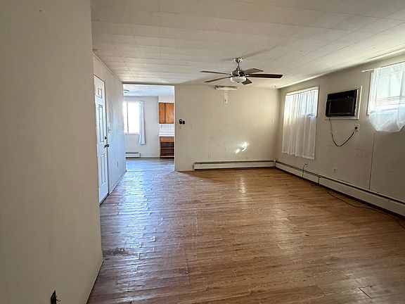 2nd image of 1732 Lima St