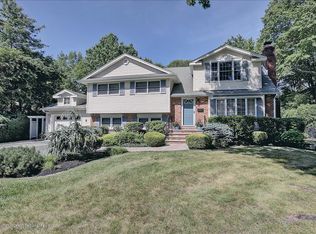 69 Northvale Ave, Little Silver, NJ 07739