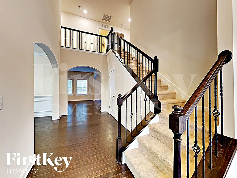 9952 Travertine Trl — Photo 5