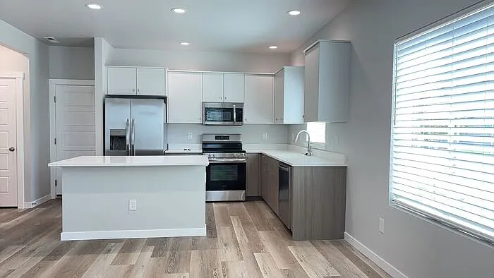 6058 N Hastings Ave — Photo 5