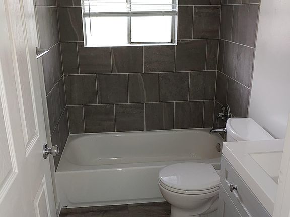 2nd image of 11202 Liana Ln