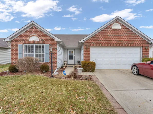 5850 Woodcote Dr, Indianapolis, IN 46221