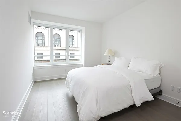 Rented by Sotheby's International Realty | media 17