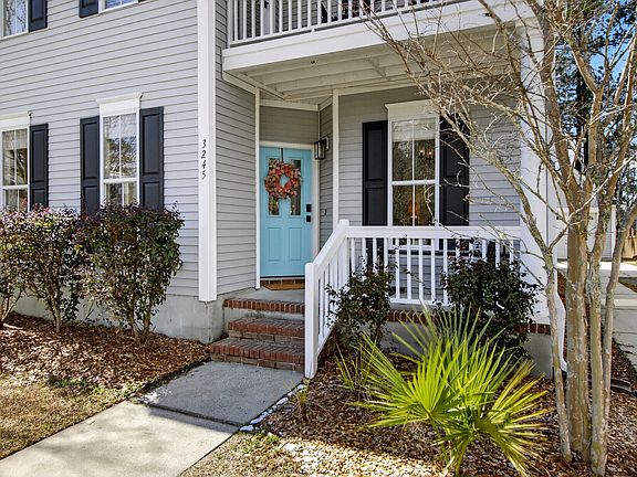 2nd image of 3245 Beaconsfield Rd