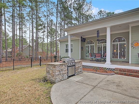 4th image of 115 Micahs Way N