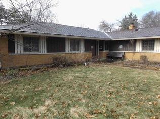 5447 Brainard Dr, Kettering, OH 45440