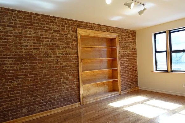 Rented by Sovereign Associates | media 15