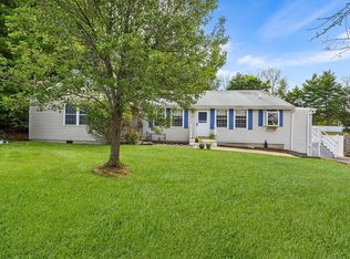 26 Diane Cir, Abington, MA 02351