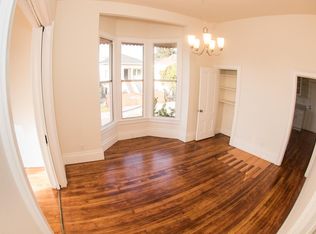 886 Pine St, Oakland, CA 94607