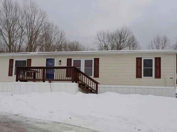 604 Grand Prix Dr, Altoona, PA 16601