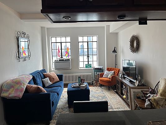 3rd image of 5 Tudor City Pl APT 725