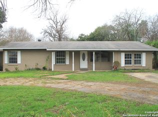 358 Ave Maria Dr, San Antonio, TX 78216