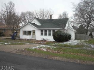 216 Madison St, Hopedale, IL