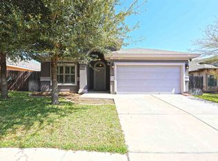 612 Crackle Grove Dr, Laredo, TX 78045