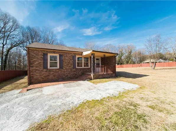 4012 Lexwin Ave, Winston Salem, NC 27107