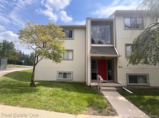 1653 Riverside Dr APT 3, Rochester Hills, MI 48309