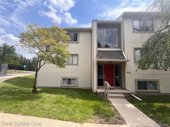 1653 Riverside Dr APT 3, Rochester Hills, MI 48309