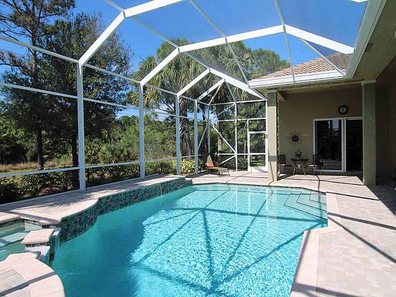5th image of 8126 SE Woodlake Lane